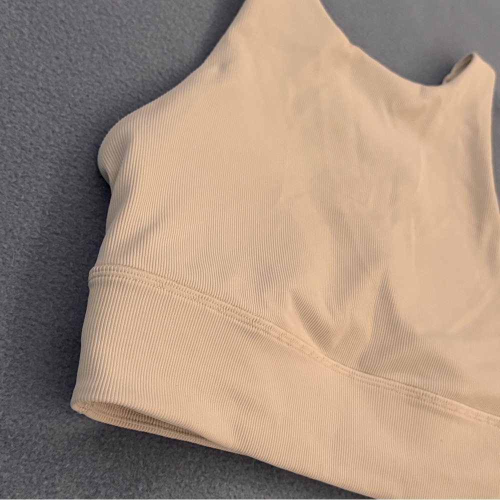 Lululemon Medium Support High Neck Cream Off White Sports Bra Fitness Top - Picture 6 of 9